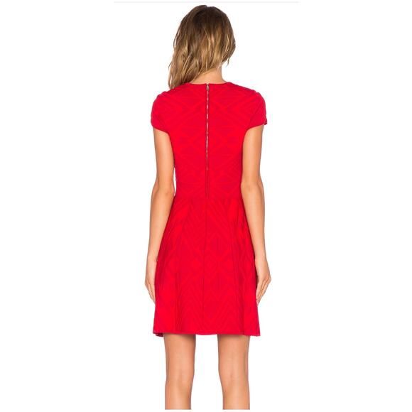 Parker Meena Geometric Textured Dress in Carmine Red Size Large - Picture 3 of 10